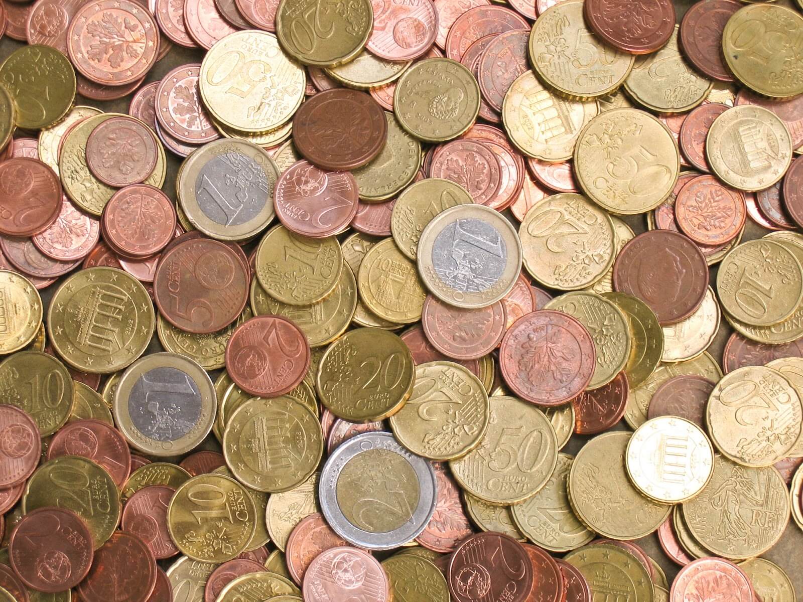 Какие монеты принимаются в Сбербанке: покупка и продажа